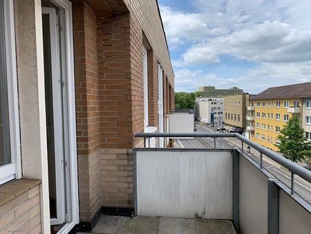 In idealer Lage zu Innenstadt & THM: Helle, freundliche 3 Zimmer-Wohnung mit Balkon, Marburger Str. 24, Gießen - Foto 2