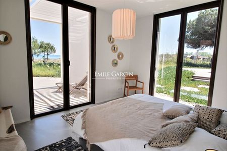 Villa à louer en Corse, pieds dans l'eau - Photo 2