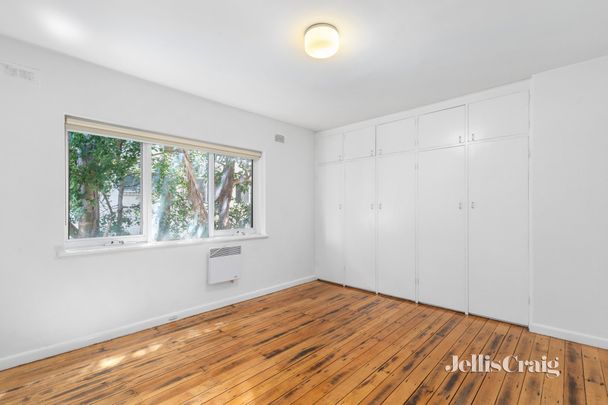 8/195 Brighton Road, Elwood - Photo 1