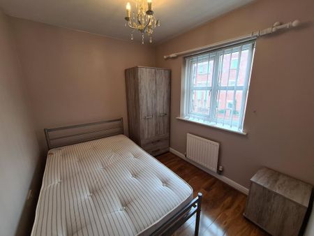 3 bedroom townhouse to rent - Photo 4