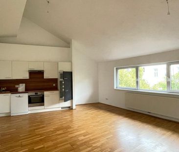 3 Zimmerwohnung mit Aussenfläche , Aussicht und Beschattung - Photo 1
