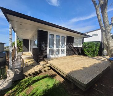 Large spacious 5 Bedroom home - Photo 4