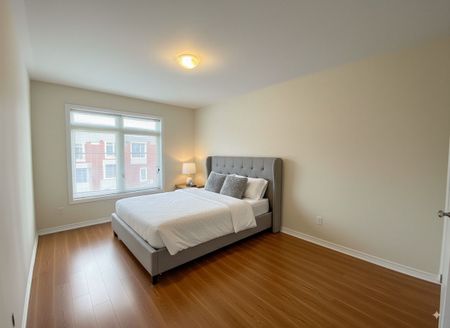 For Lease - 16 John Rudkin Lane, Markham, Ontario - Photo 5