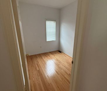 For Lease - 71 Ness Drive, Richmond Hill, Ontario - Photo 3