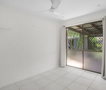 Neat and Tidy Apartment in Beachside Complex - Photo 4