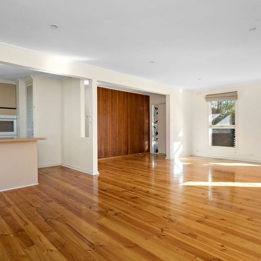 Charming Family Home with Modern Comforts! - Photo 1