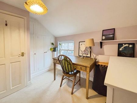 3 bedroom end of terrace house to rent - Photo 5