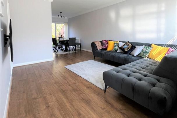 2 bedroom terraced house to rent - Photo 1