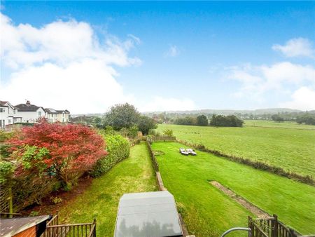 4 bedroom semi-detached house to rent - Photo 5