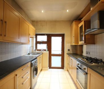 2 bedroom ground floor flat to rent - Photo 4