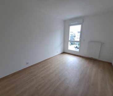Location Appartement 2 pièces 48m² BONNEVILLE 74130 - Photo 3