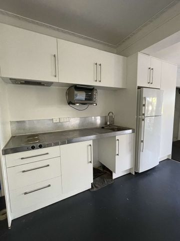 2 Bedroom, 1 Bathroom Unit - Photo 5