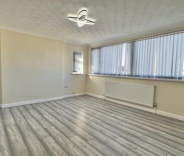 3 bedroom property to rent - Photo 2