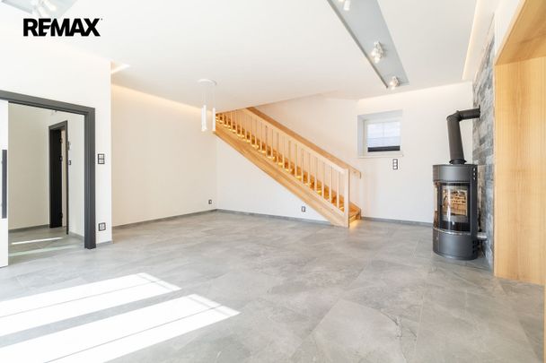 Pronájem domu 129 m² s pozemkem 100 m² - Photo 1