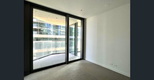 Premium 1 Bedroom Apartment at Collins Arch - Photo 1