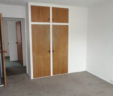 Tidy 3 Bedroom Unit in Redwood - Photo 5