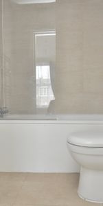 Marlborough Road, London, N19 - Photo 4