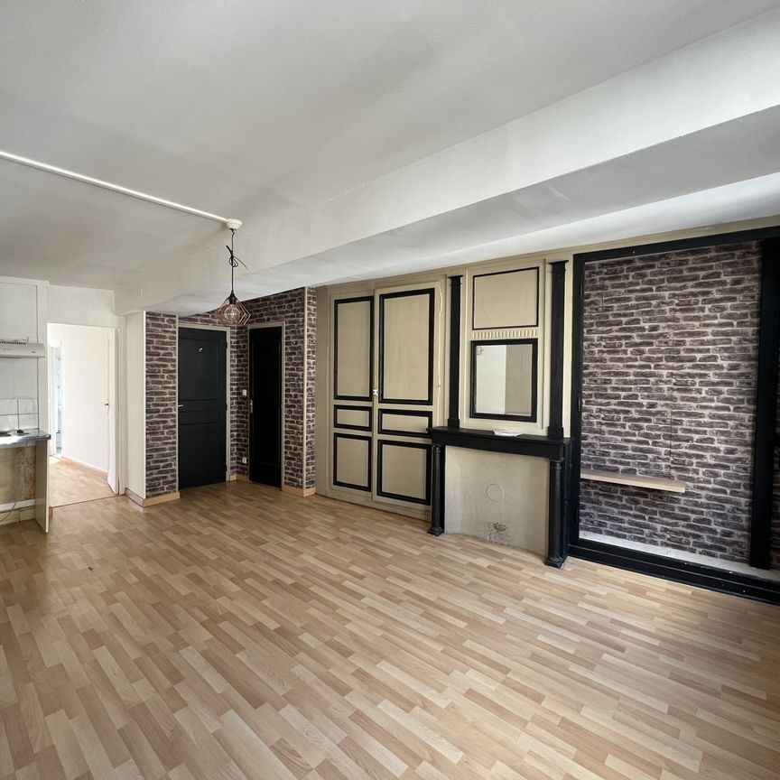 Location Appartement 2 pièces 40m² LOUVIERS 27400 - Photo 1