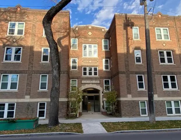 Newcastle | 303 Assiniboine Avenue, Winnipeg - Photo 1