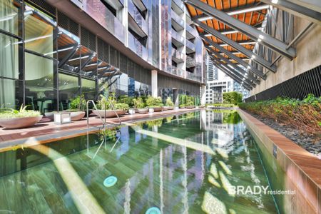 2710/135 A'beckett Street, Melbourne - Photo 3