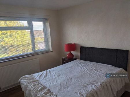 3 bedroom terraced house to rent - Photo 4