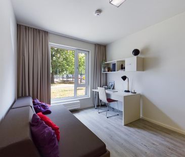 Bigger Bude 4.02.02 - Photo 1