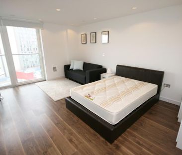 Studio to rent - Photo 4