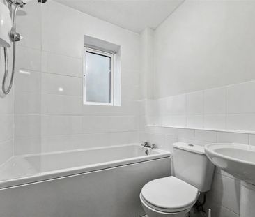 Studley Knapp, Walnut Tree, Milton Keynes, MK7 - Photo 5