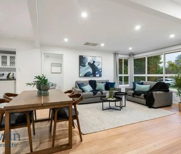 Spacious Family Home in a Fantastic Leisure Location - Photo 2