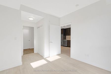 For Lease - 168 Sabina Drive Unit# 212, Oakville, Ontario - Photo 2