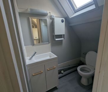 Location Appartement 2 pièces 24m² - Photo 2