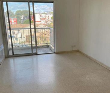Studio 18.90 m², balcon, kitchenette équipée. - Photo 4