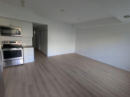 For Lease - 680 Atwater Avenue Unit# 1, Mississauga, Ontario - Photo 4