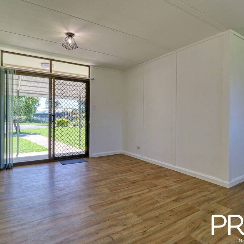 Renovated Home In Quiet Col-de-Sac - Photo 1