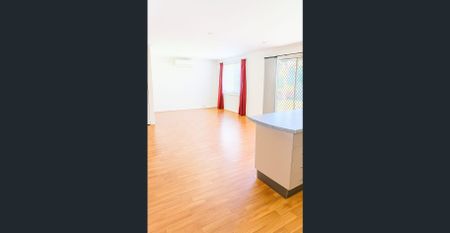 High-Efficiency Home with 8-Star Rating and 5000L Plumbed Water Tank - Photo 4