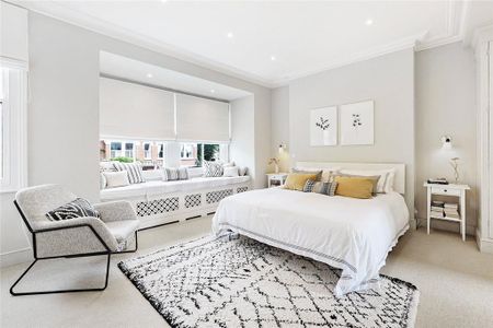 5 bedroom semi-detached house to rent - Photo 4