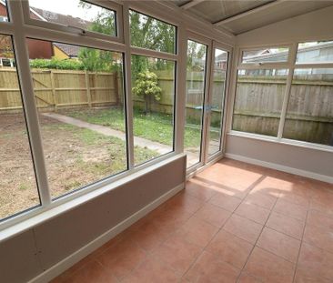 3 bedroom terraced house to rent - Photo 2