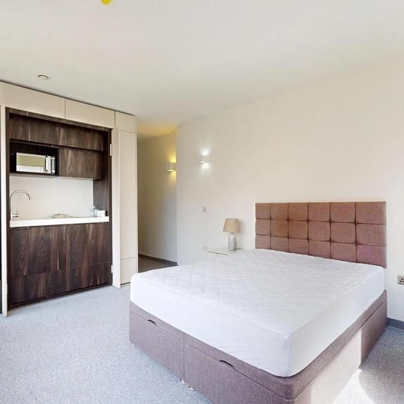 Studio to rent - Photo 1