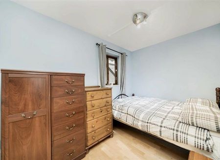 Craven Street - Photo 4