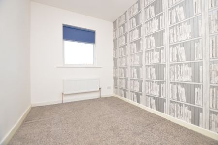2 Bedroom Terraced House - Photo 5