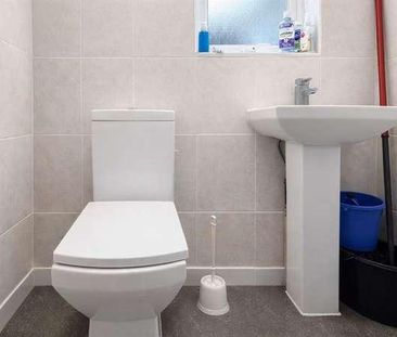 Wickham Lane, London, SE2 - Photo 1