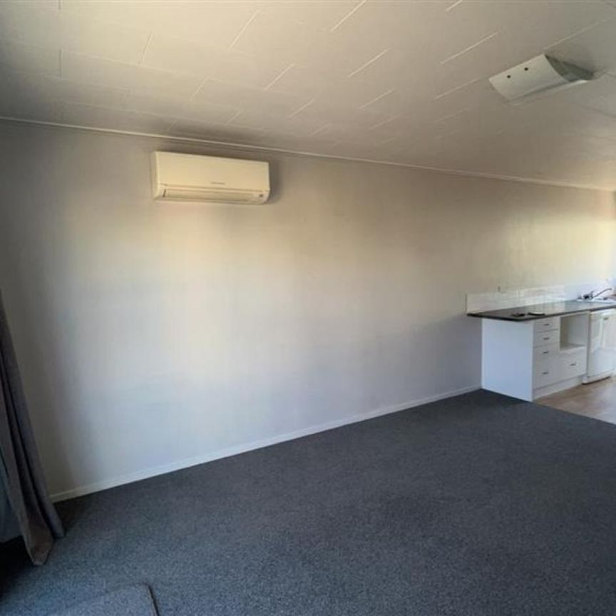 Perfectly Located, Tidy, Semi Modern Living - Photo 1