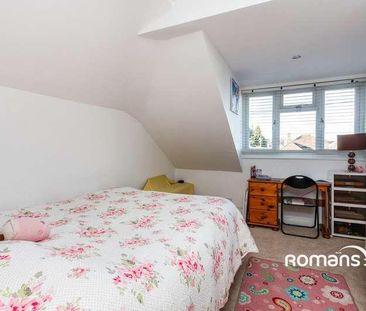 Blenheim Road, Old Basing, Basingstoke, Hampshire, RG24 - Photo 2