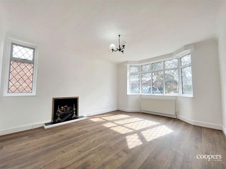 4 bedroom house - detached - Photo 5