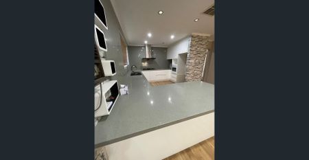 Big Family Home - Photo 4