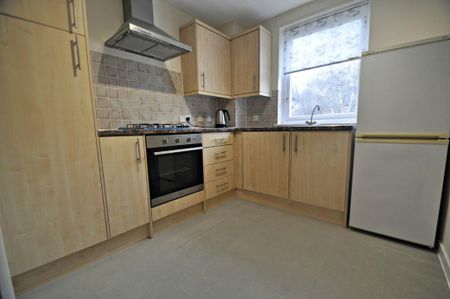 1 bedroom flat to rent - Photo 4