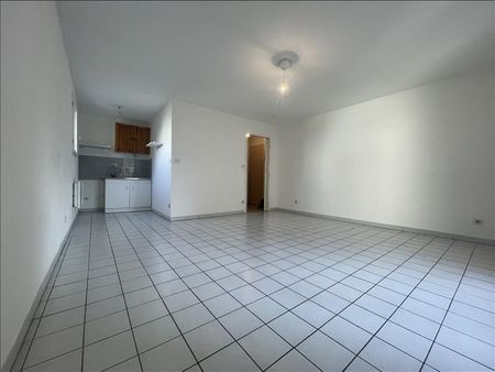 1 pièce - 30,01 m² - 3ème étage - Colocation non autorisée - Photo 2