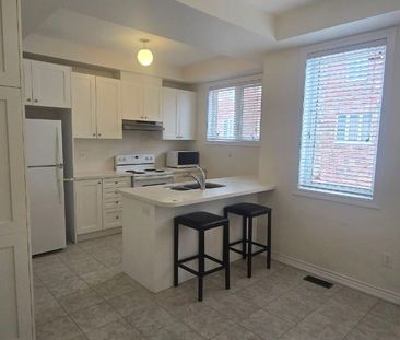 For Lease - 4 Sprucewood Road, Brampton, Ontario - Photo 2