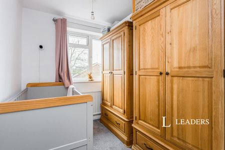 3 bedroom terraced house to rent - Photo 4