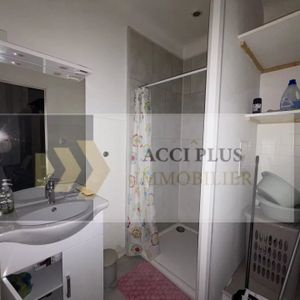 Location Appartement 1 pièce 25m² NIMES 30900 - Photo 3
